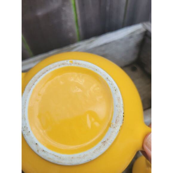 Vintage Lipton Teapot, Mustard Yellow, Hall China, French Country, Cabin Rustic - Picture 6 of 7